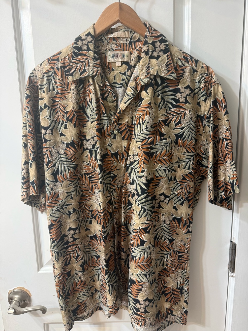 Men's Casual Short-Sleeve Button-Down Shirt - Black with Tan Floral